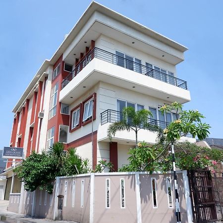 Arya Graha Semarang Exterior foto