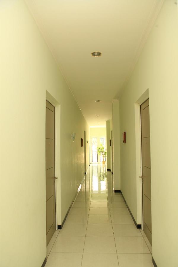 Arya Graha Semarang Exterior foto