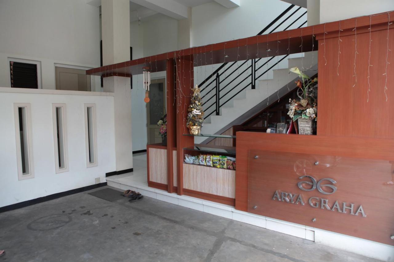 Arya Graha Semarang Exterior foto
