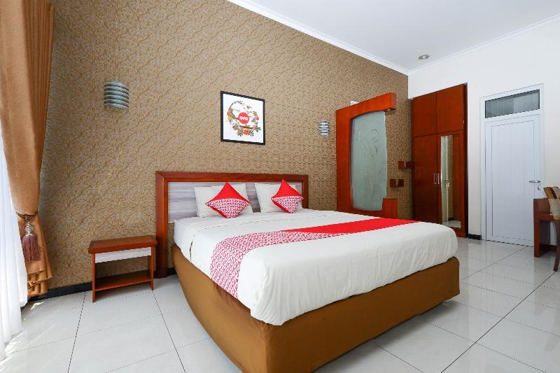 Arya Graha Semarang Exterior foto