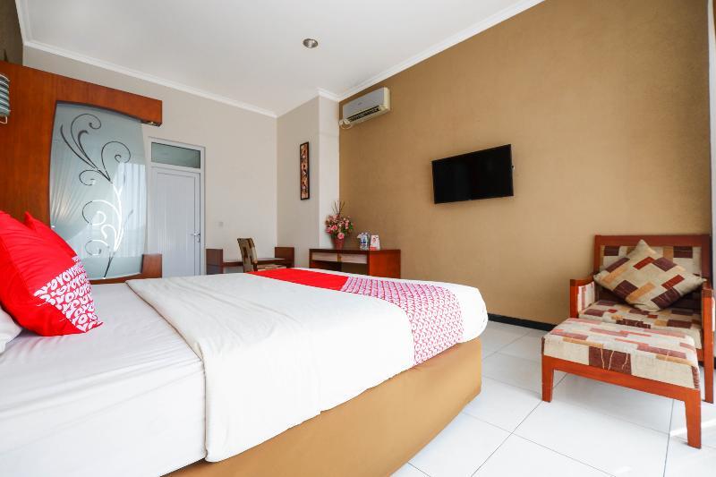 Arya Graha Semarang Exterior foto