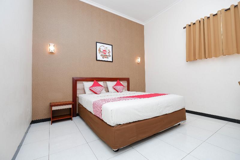 Arya Graha Semarang Exterior foto