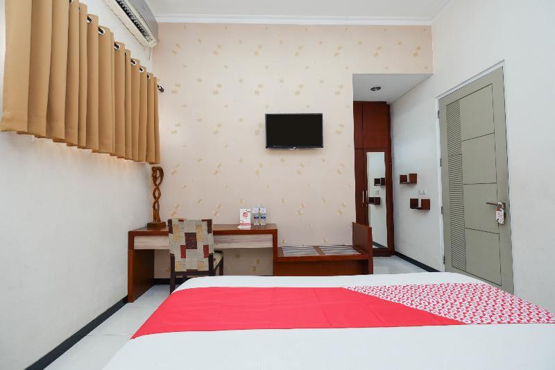 Arya Graha Semarang Exterior foto