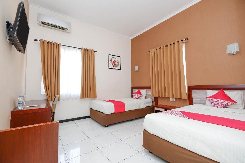 Arya Graha Semarang Exterior foto